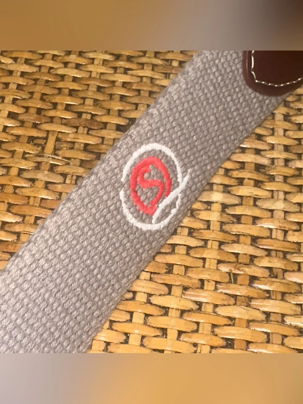 REEL POINT SHELTER ISLAND Embroidered Golf Belt Mens Size 38 Leather Preppy Tan